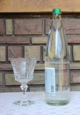 Bologne verre eau cristal