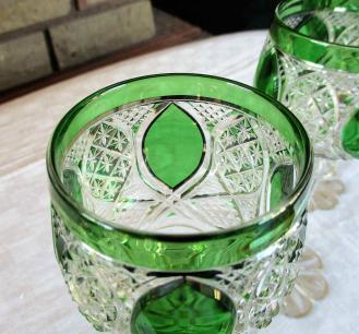 Cristal baccarat verre vert roemer