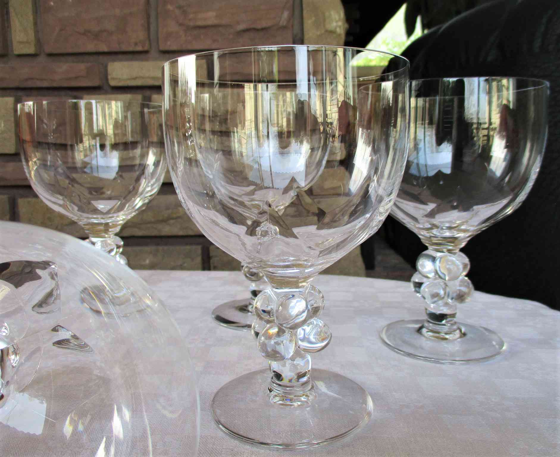 Verre Clos Vougeot. Lalique France