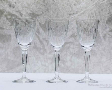 Verre vin n4 daum