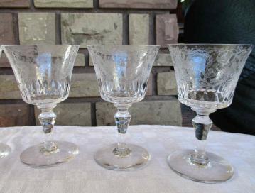 Verres vin baccarat