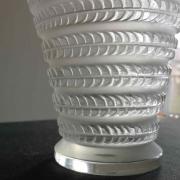 Cytise vase lalique 1926