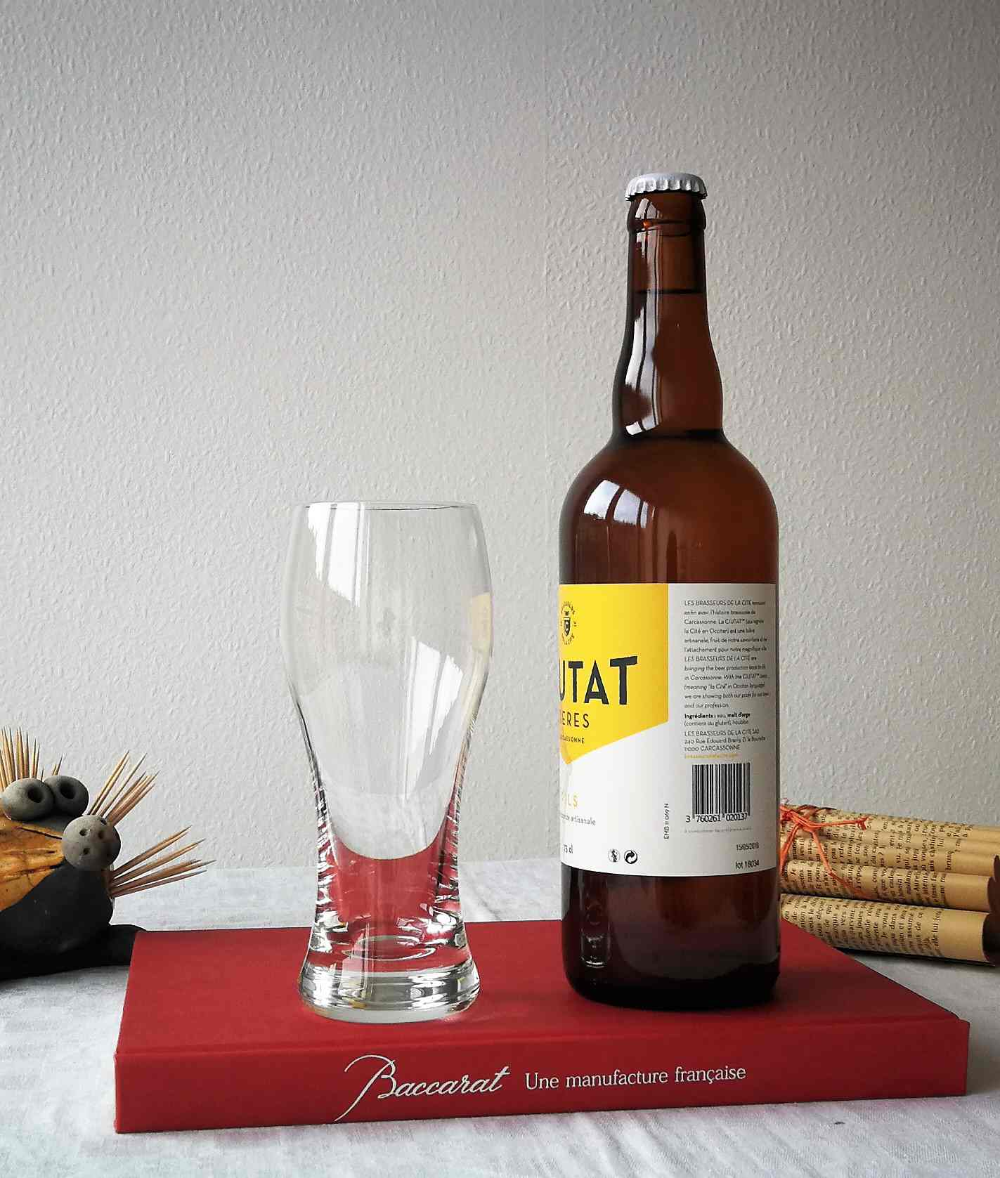 Chopes à bière, cristal Baccarat. Dégustation.